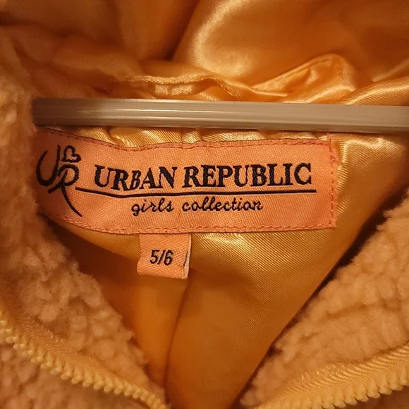 ⭐️ jacket - Picture 5 of 5